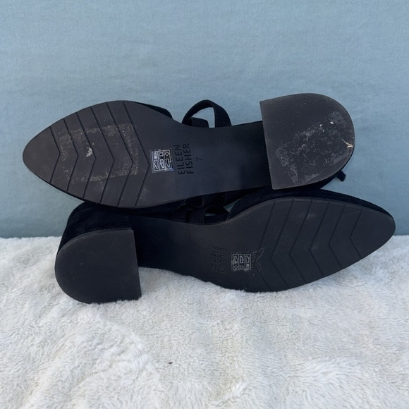 NWOT Eileen Fisher Black Suede Heels with Straps Size 7 - Picture 7 of 9